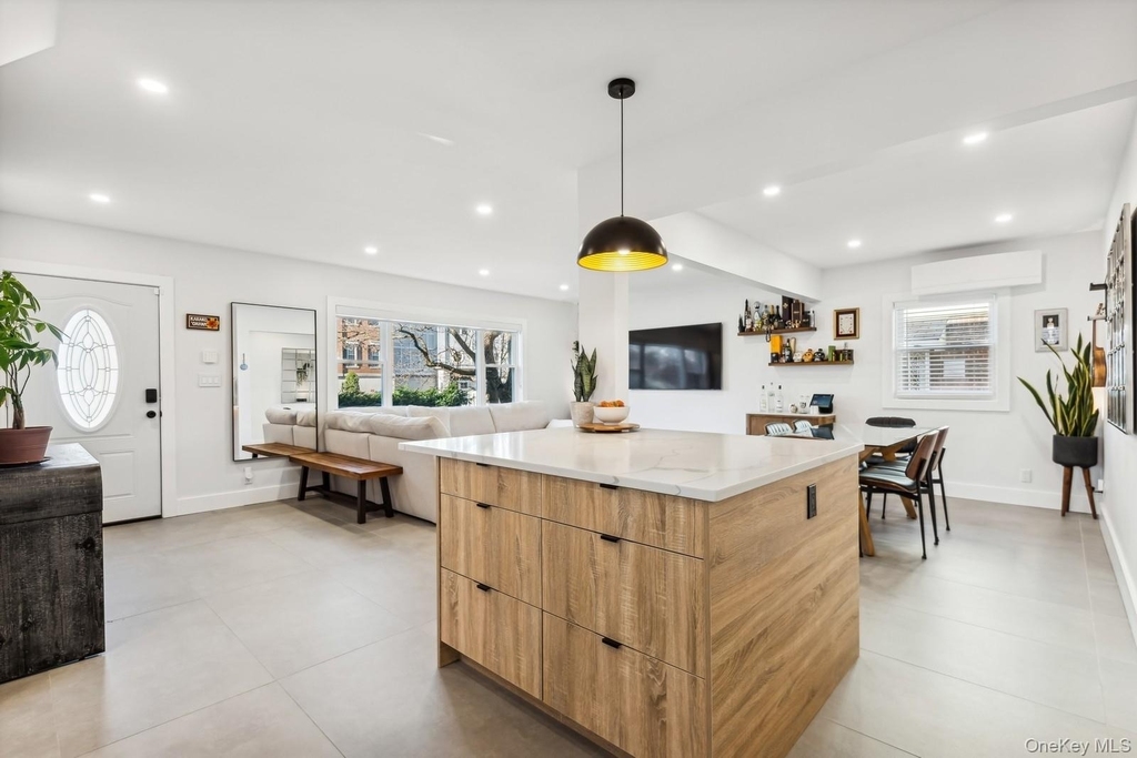 139 Gibson Boulevard - Photo 7