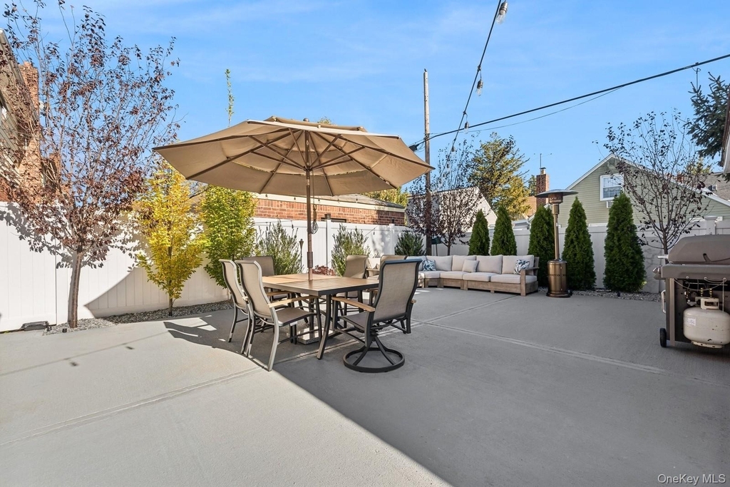 139 Gibson Boulevard - Photo 17