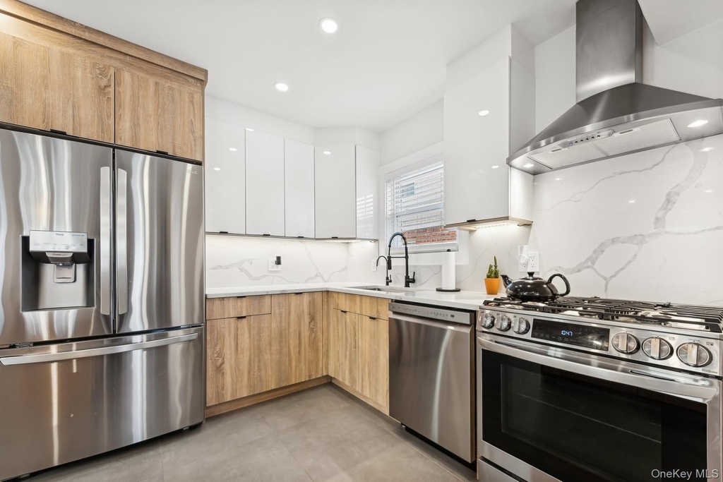 139 Gibson Boulevard - Photo 5