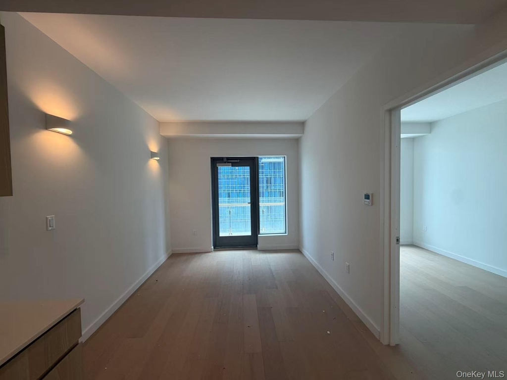 33-71 Prince Street - Photo 7