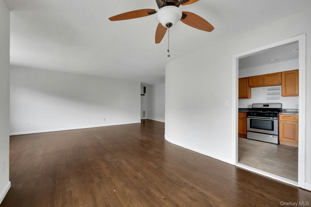 54 Washington Street - Photo 10