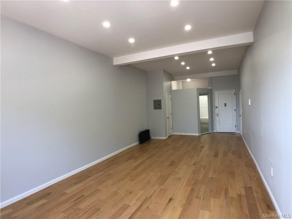 168-170 Myrtle Boulevard - Photo 3