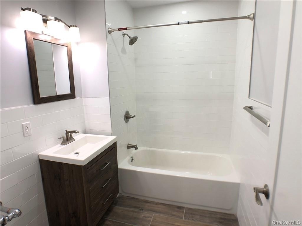 168-170 Myrtle Boulevard - Photo 5