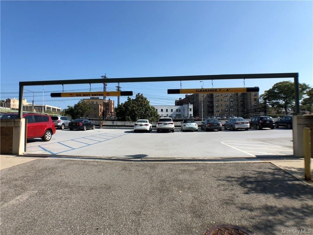 168-170 Myrtle Boulevard - Photo 9