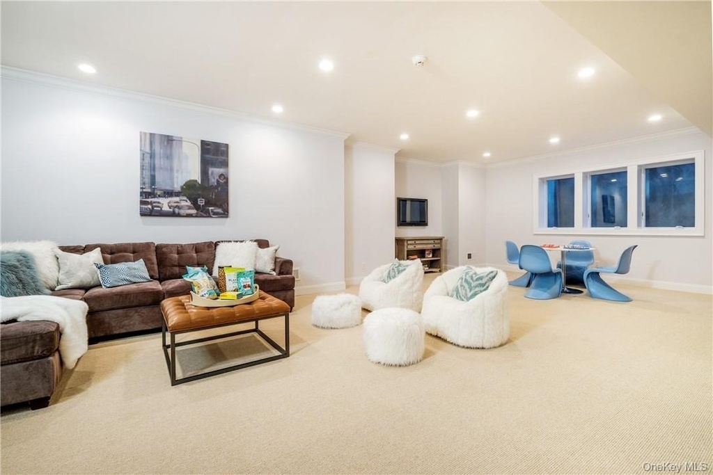 220 Central Avenue - Photo 14