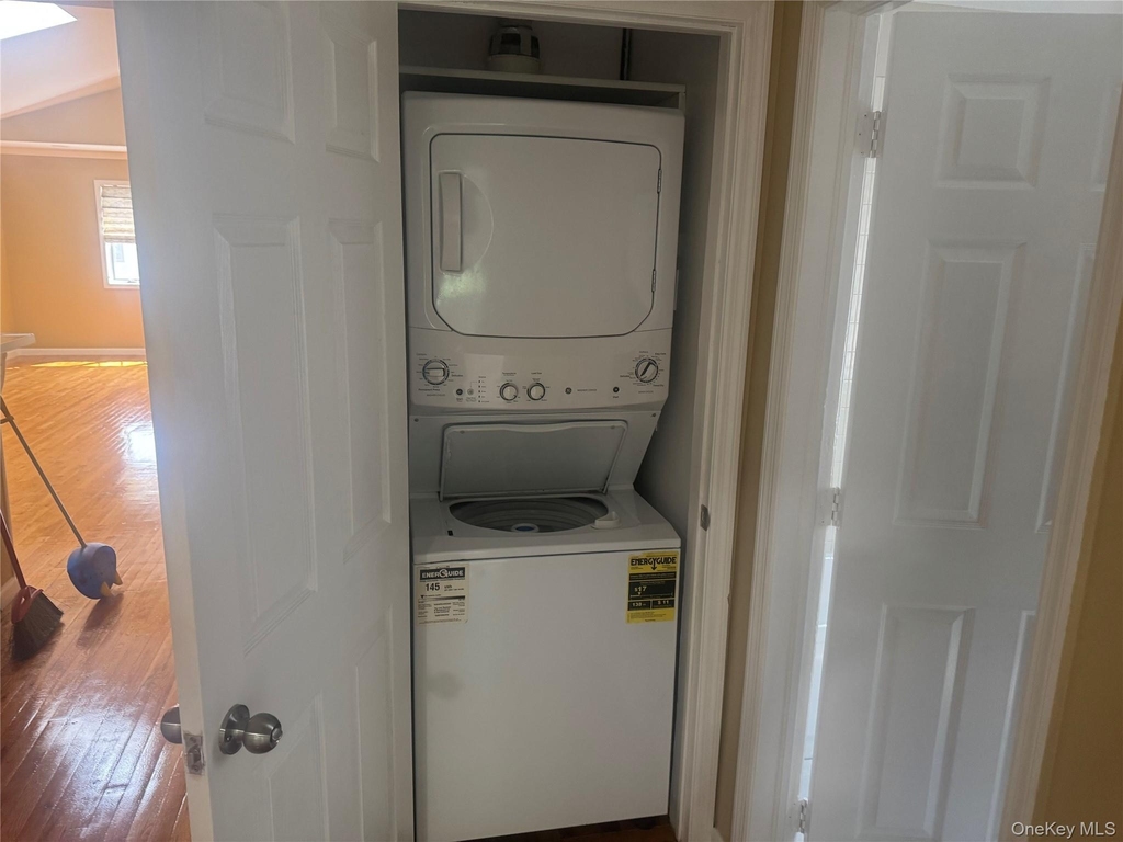 106 Pelhamdale Avenue - Photo 6