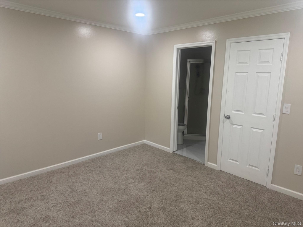 106 Pelhamdale Avenue - Photo 3
