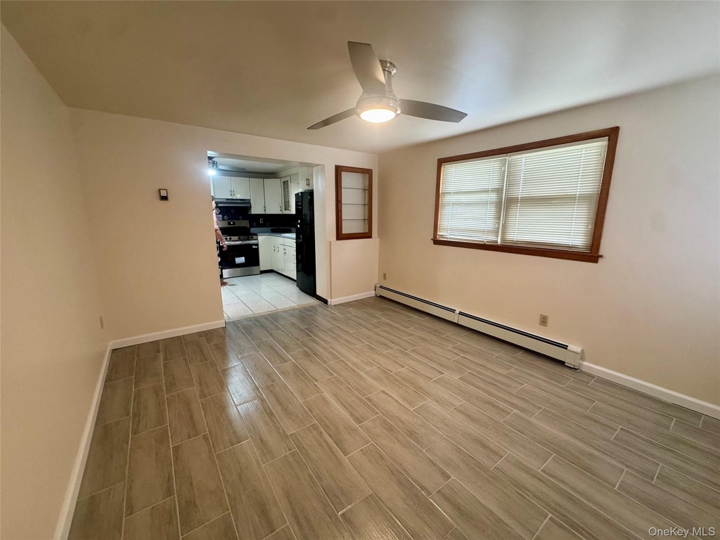 225 W 21st Street - Photo 0