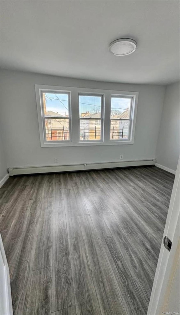 115-20 158th Street - Photo 3