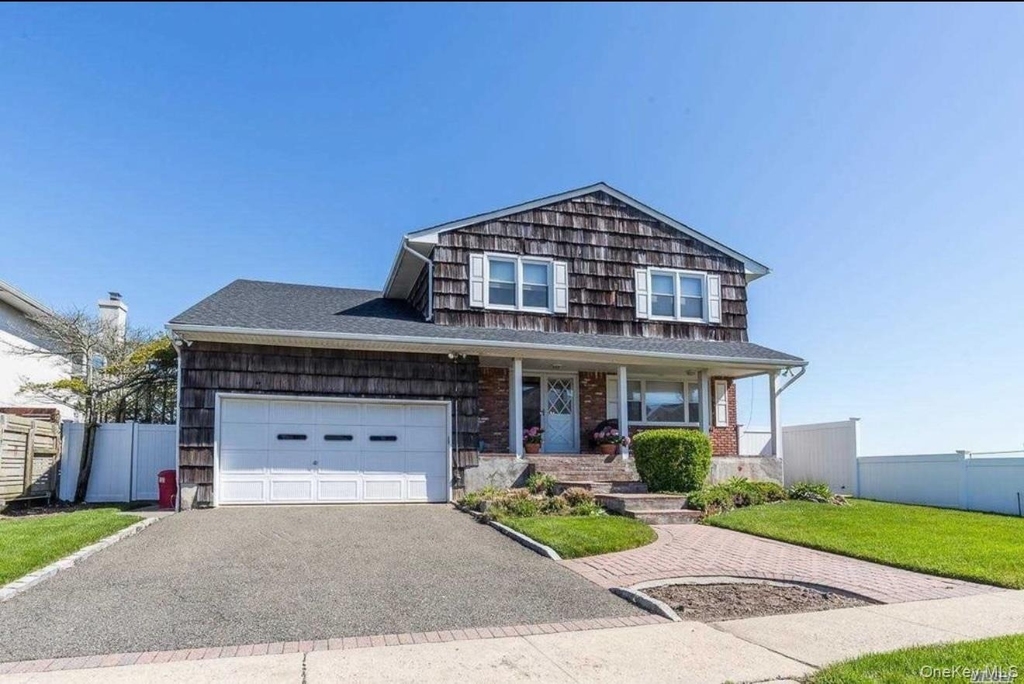 215 Scott Drive - Photo 0