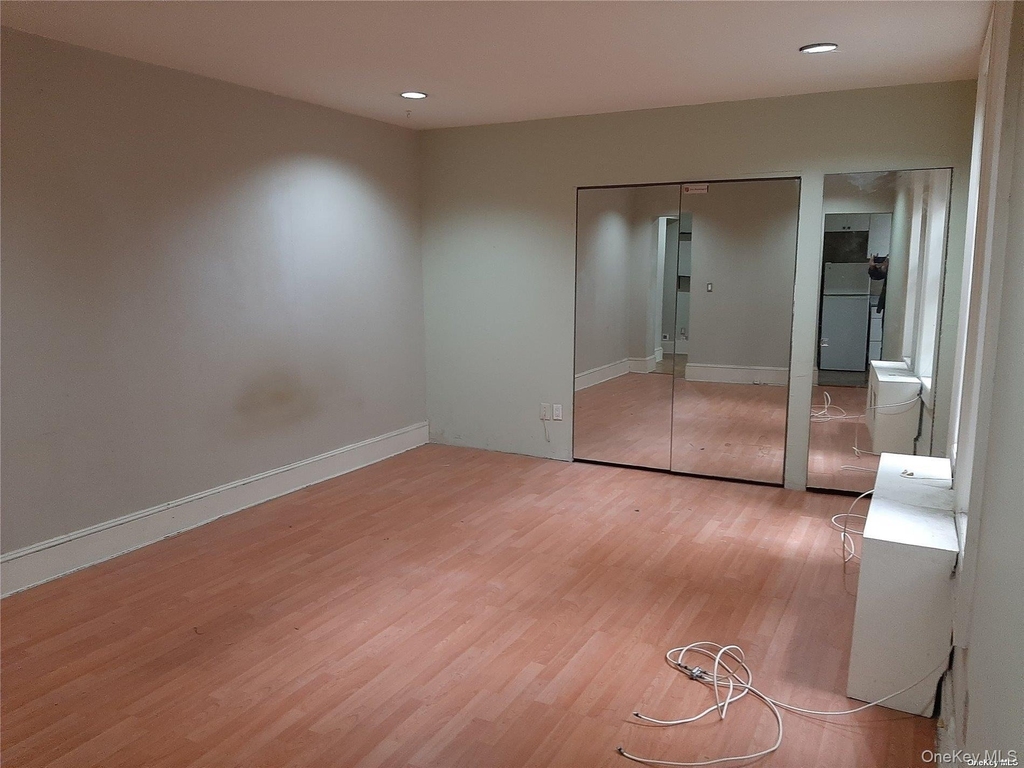 1 Hillside Avenue - Photo 7
