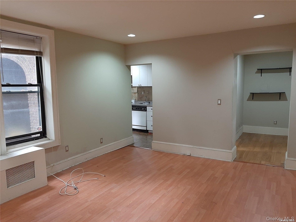 1 Hillside Avenue - Photo 11