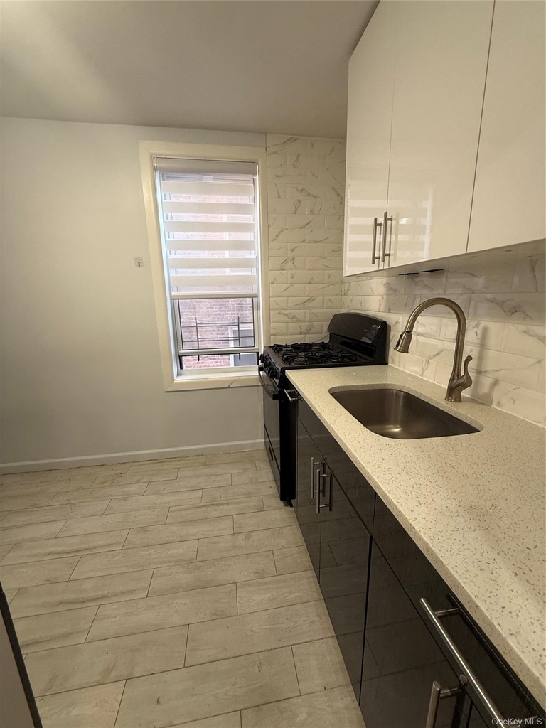 62-59 108th Street - Photo 8