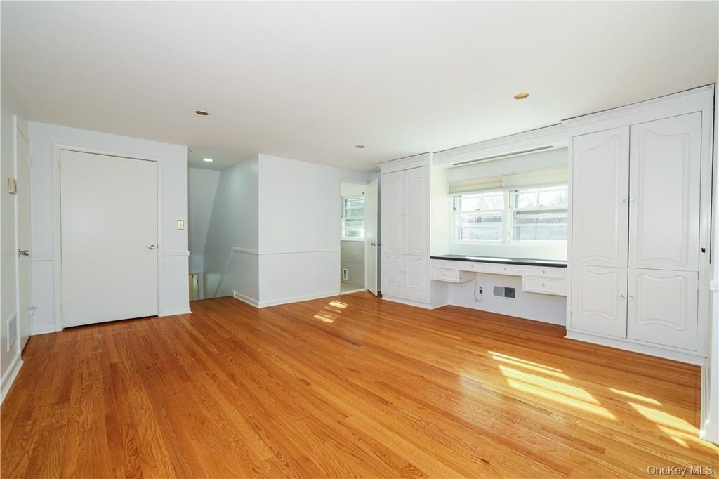65 Lincoln Road - Photo 14