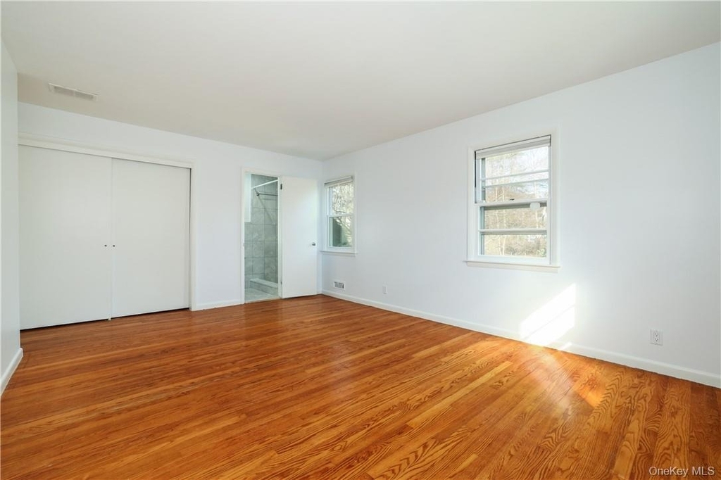 65 Lincoln Road - Photo 9