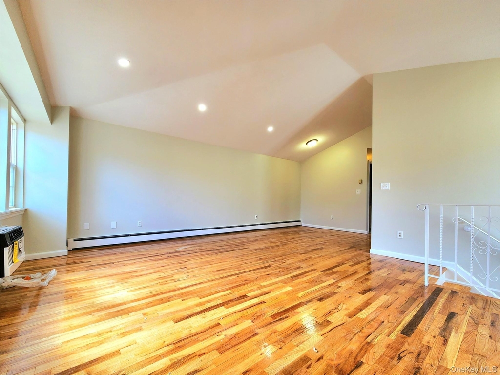 94-17 90th Avenue - Photo 5