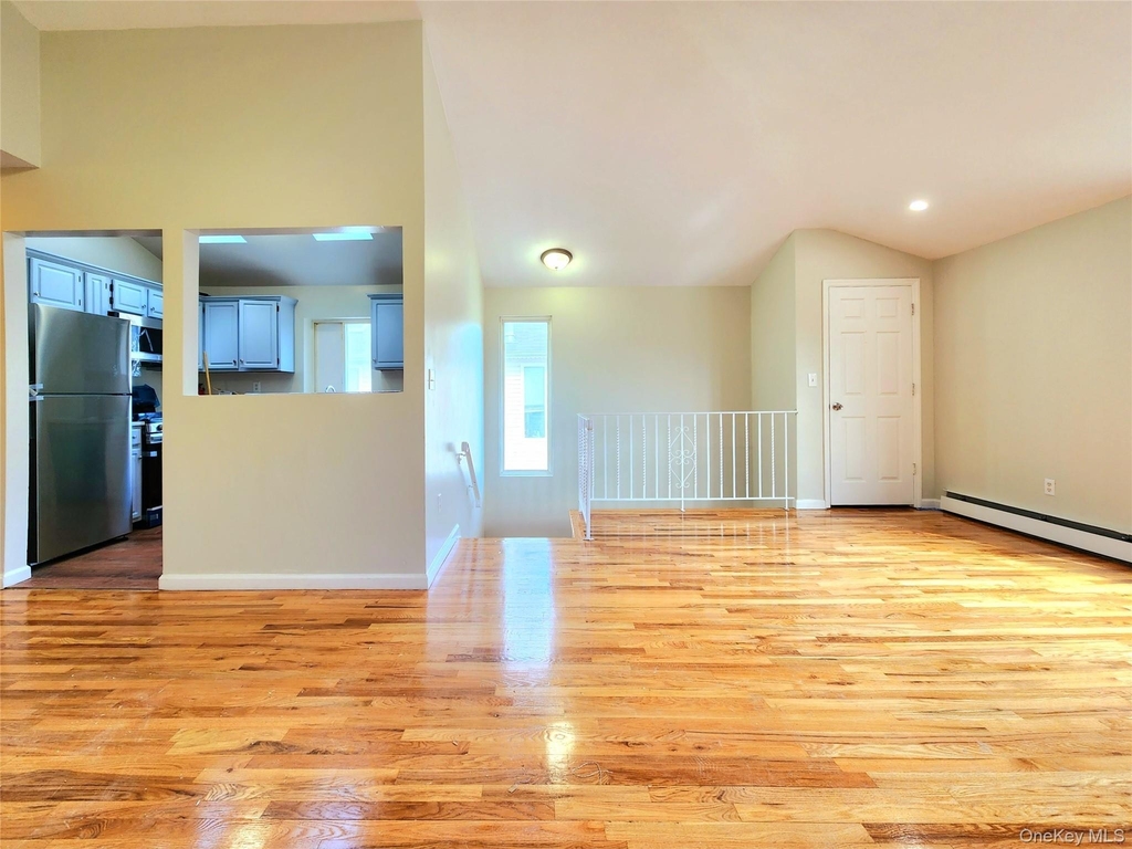 94-17 90th Avenue - Photo 2