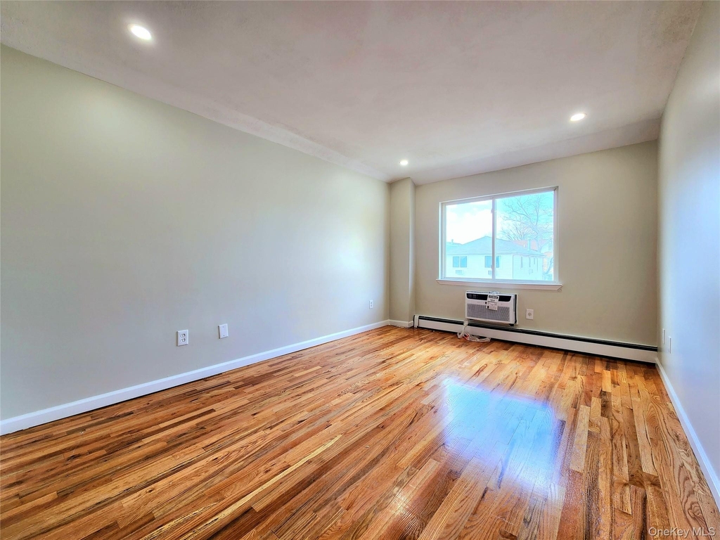 94-17 90th Avenue - Photo 14