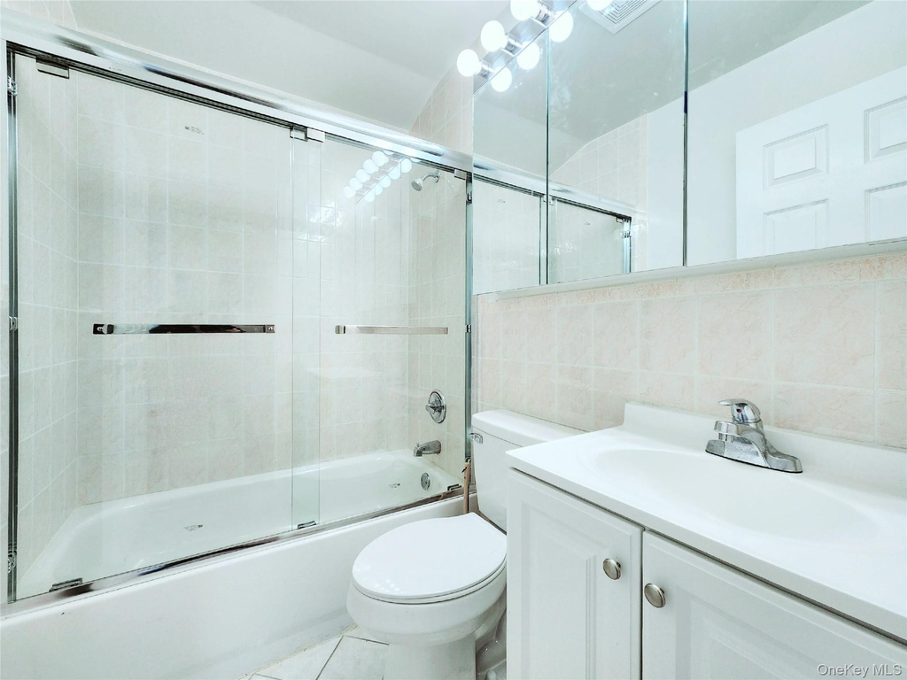 94-17 90th Avenue - Photo 11
