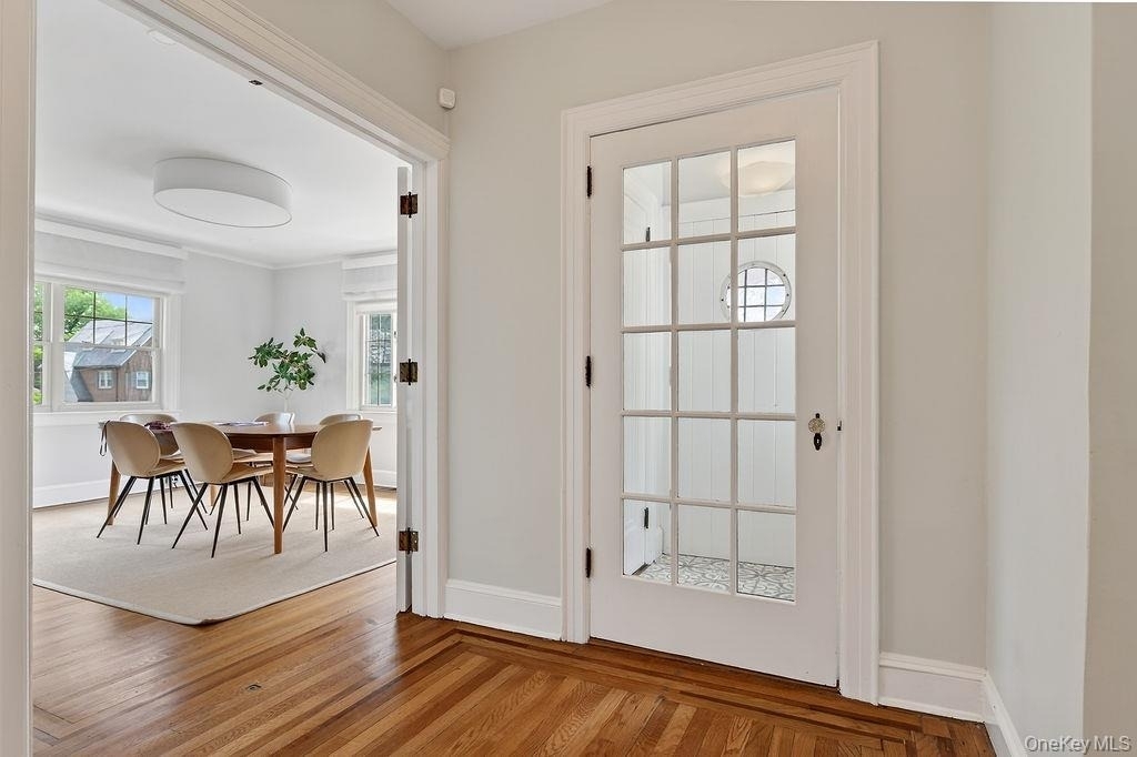 33 Lynwood Road - Photo 5