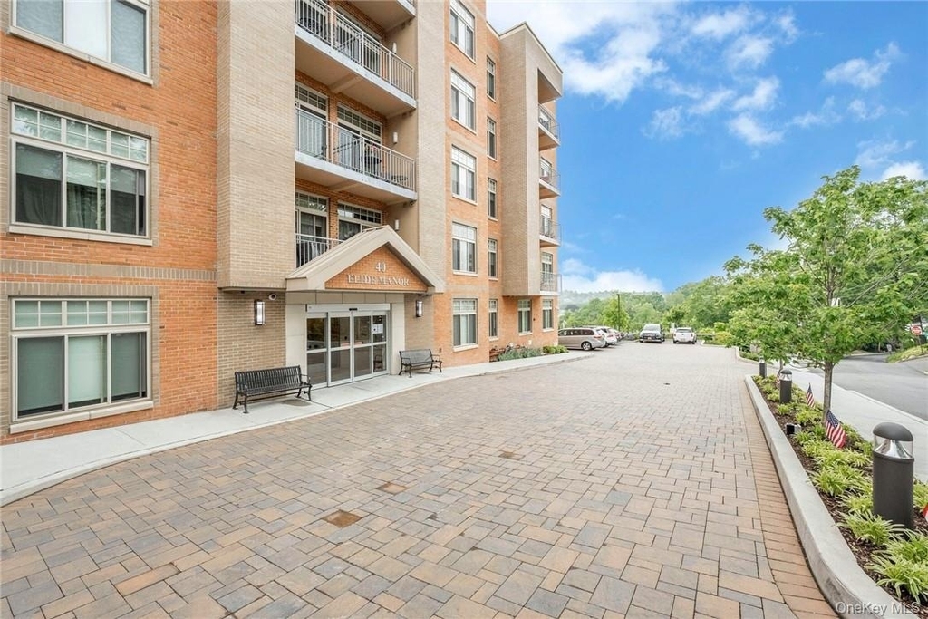 40 Jackson Avenue - Photo 3