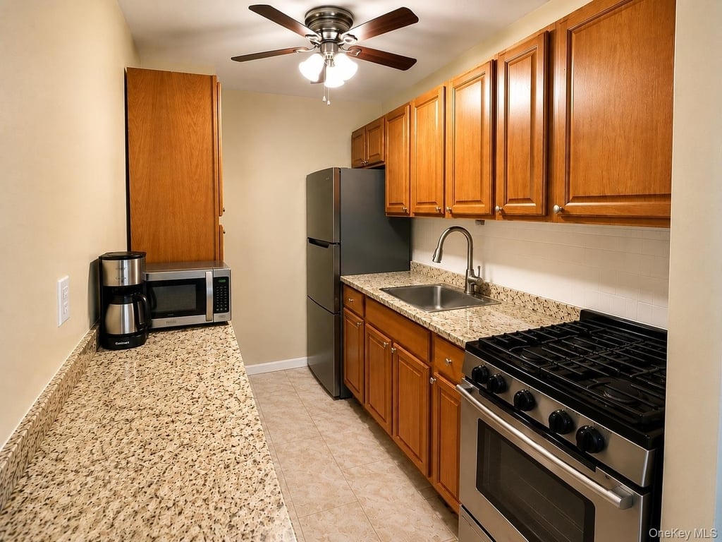 8629 155th Avenue - Photo 1