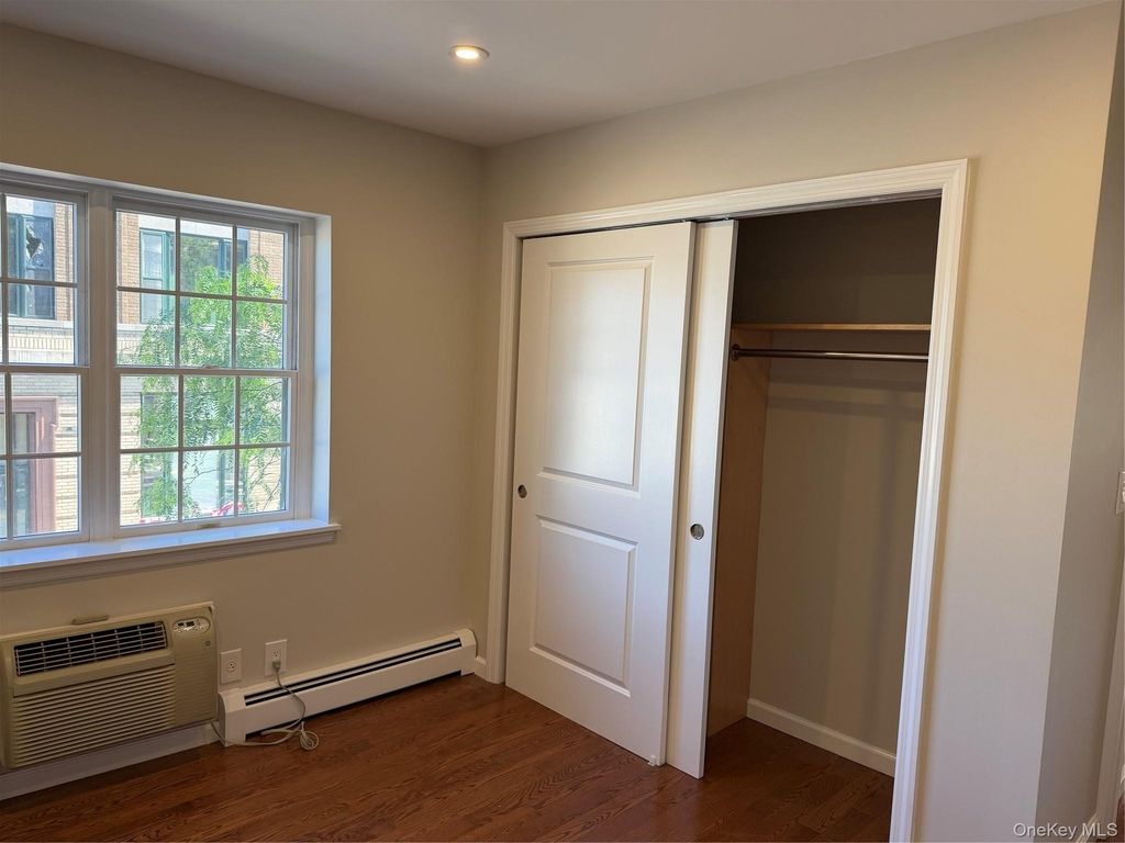 16 Spring Street - Photo 4