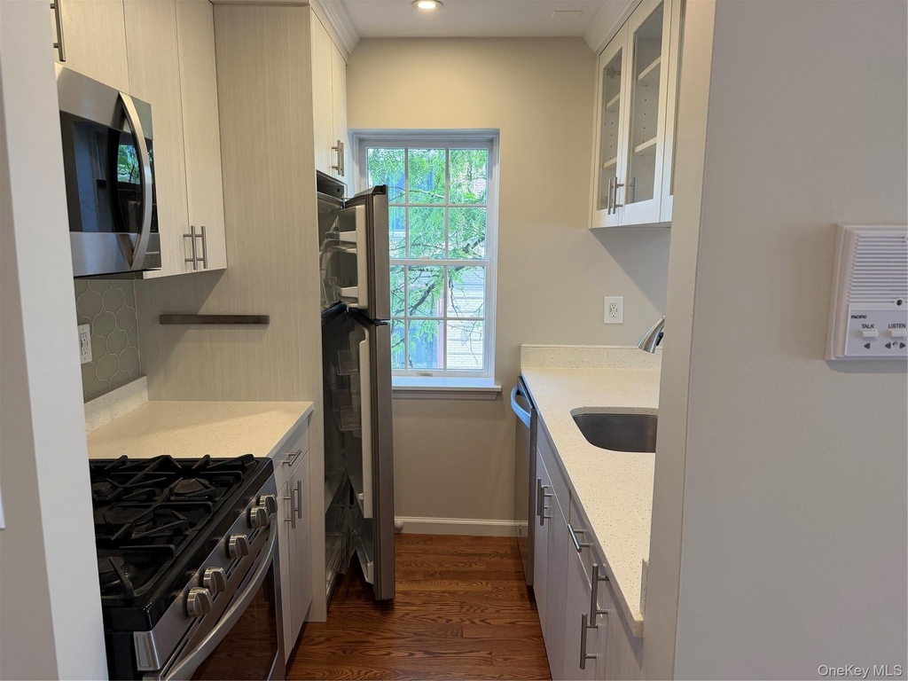 16 Spring Street - Photo 11