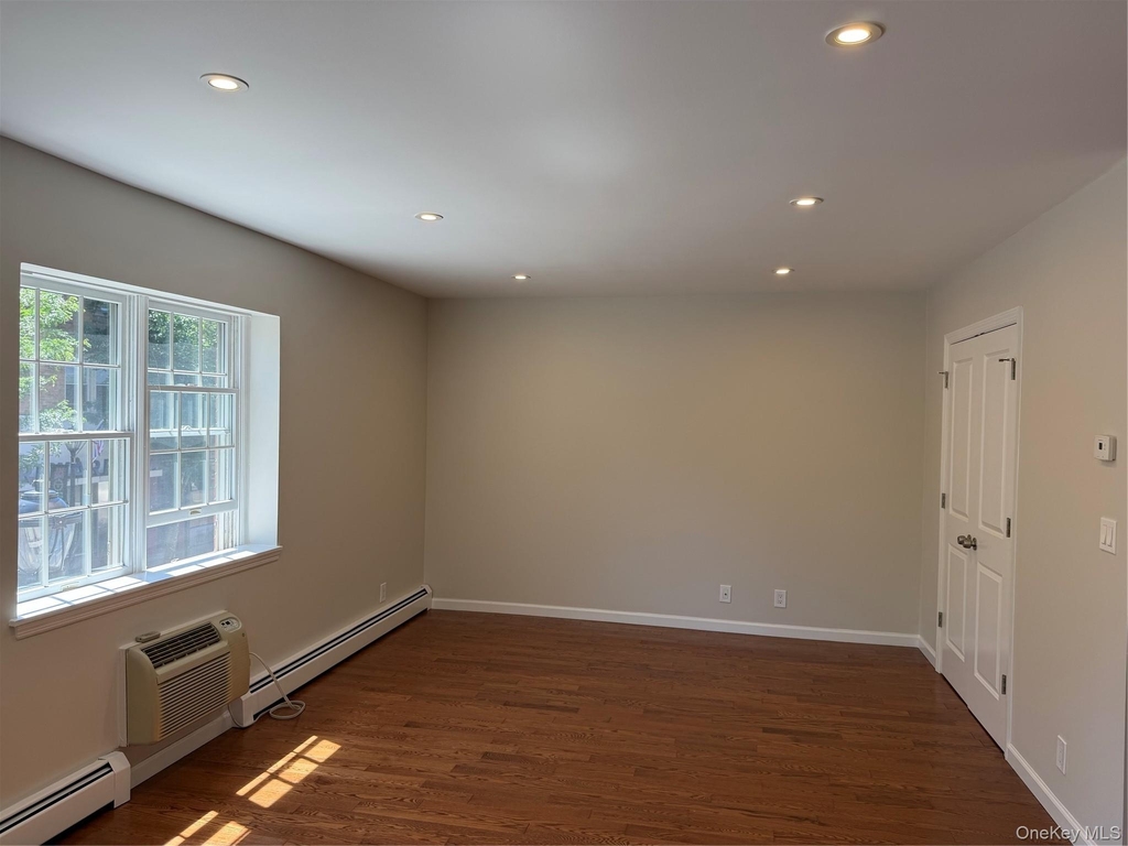 16 Spring Street - Photo 2