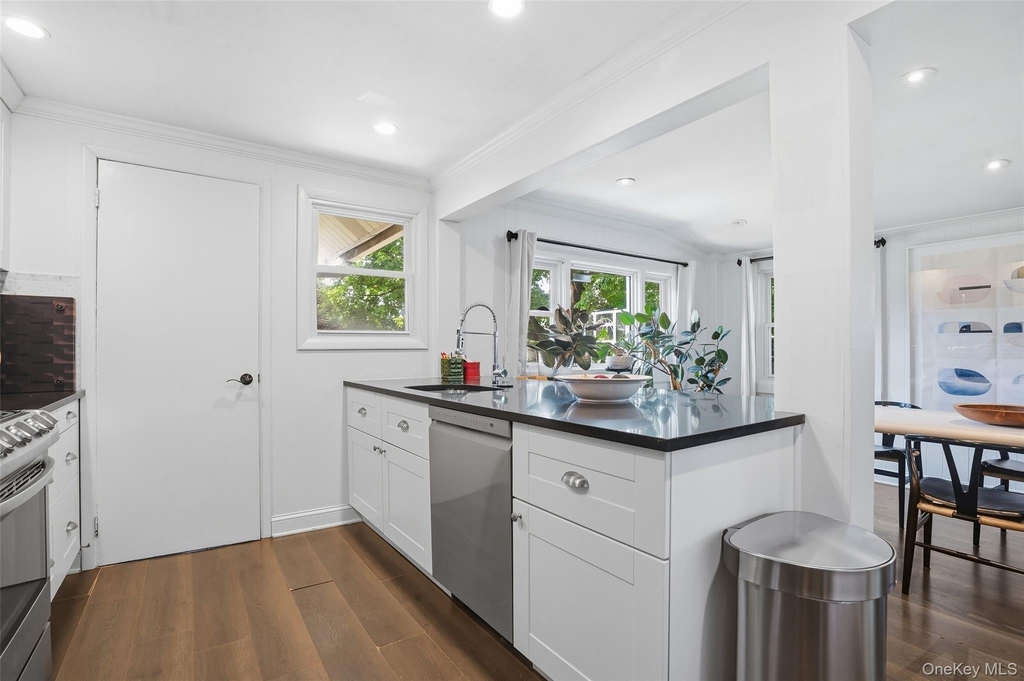 36 Dearborn Avenue - Photo 11