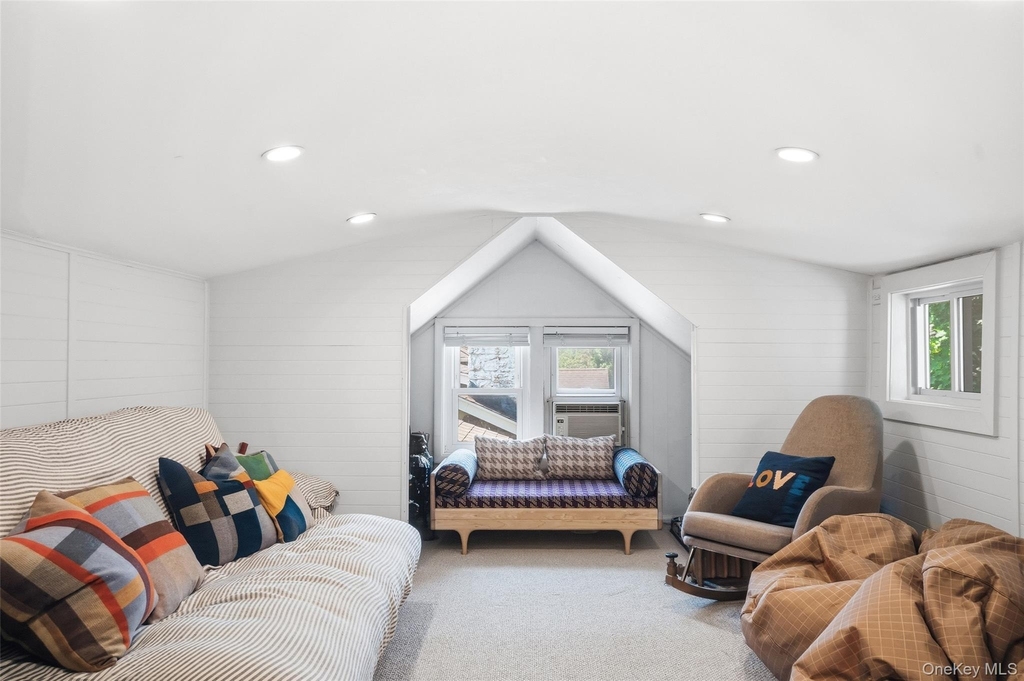 36 Dearborn Avenue - Photo 18