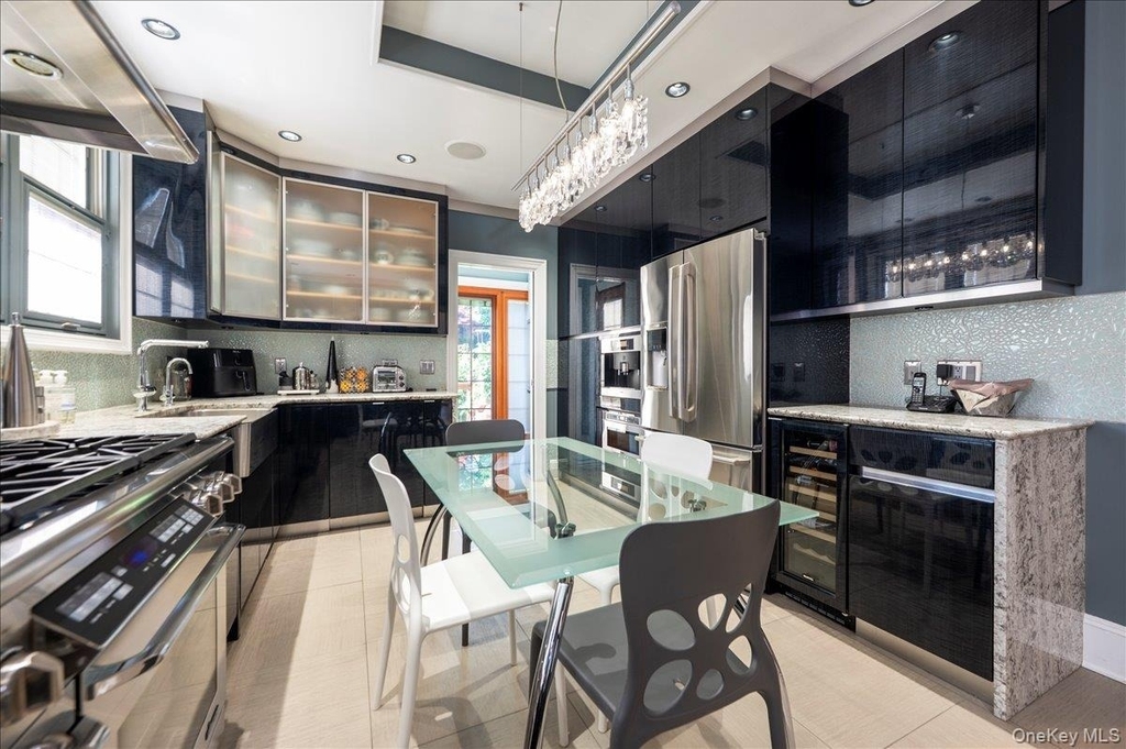 47 E Penn Street - Photo 8