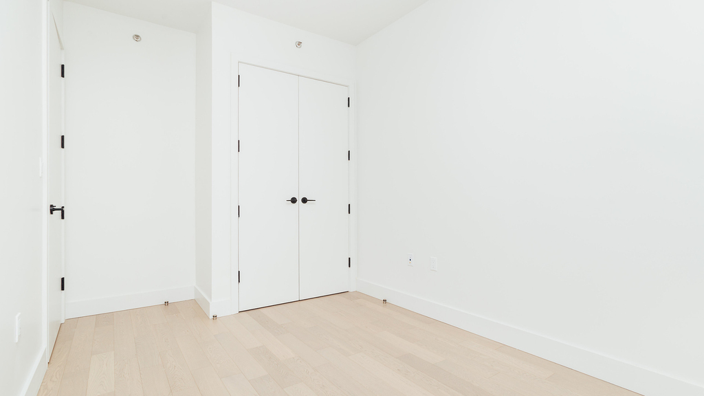 635 4th Ave 11232 - Photo 6