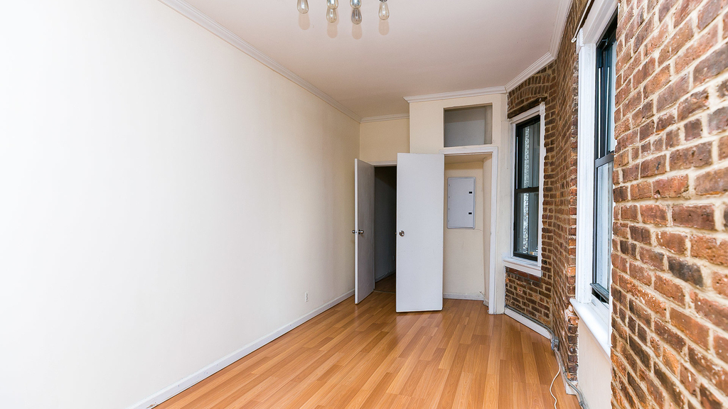 71 Pineapple St 11201 - Photo 5