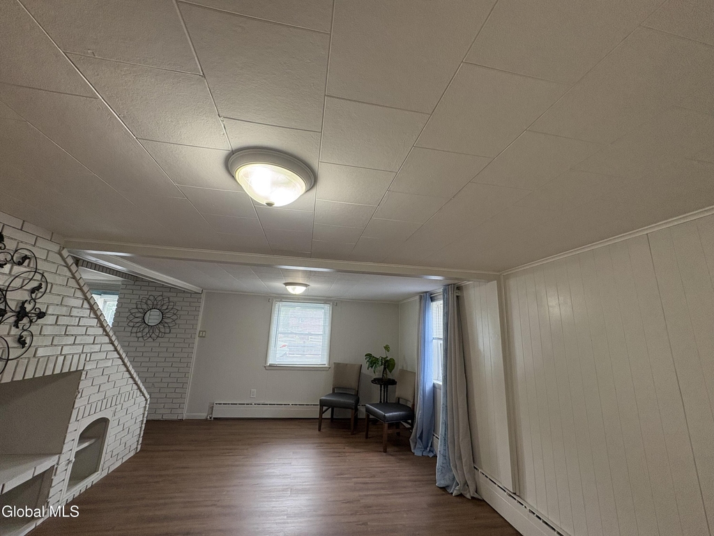 22 Fenwick Street - Photo 2