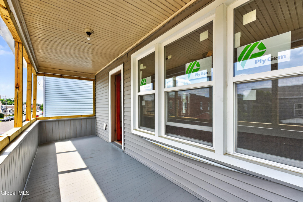 99 James Street - Photo 4