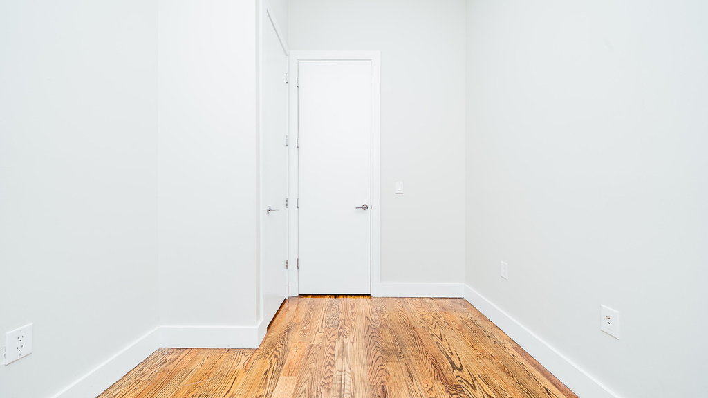 358 Palmetto St 11237 - Photo 7
