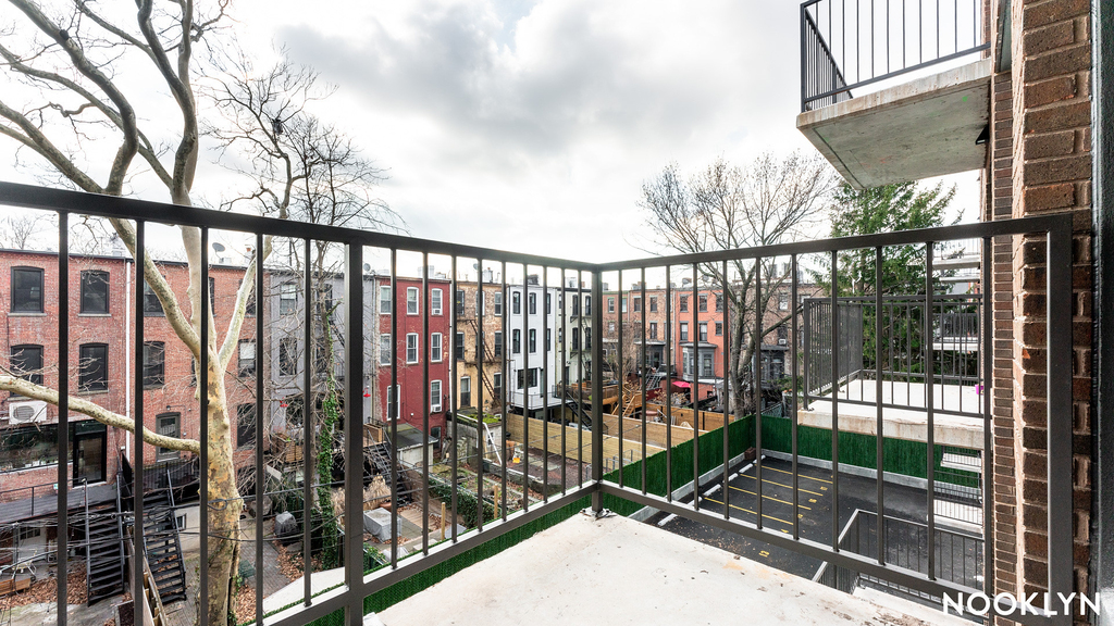 654 Madison St 11221 - Photo 2