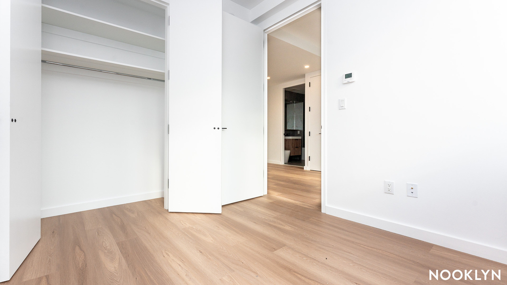 654 Madison St 11221 - Photo 7