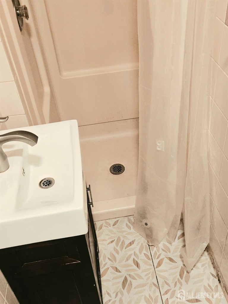 35 Clark Avenue - Photo 25