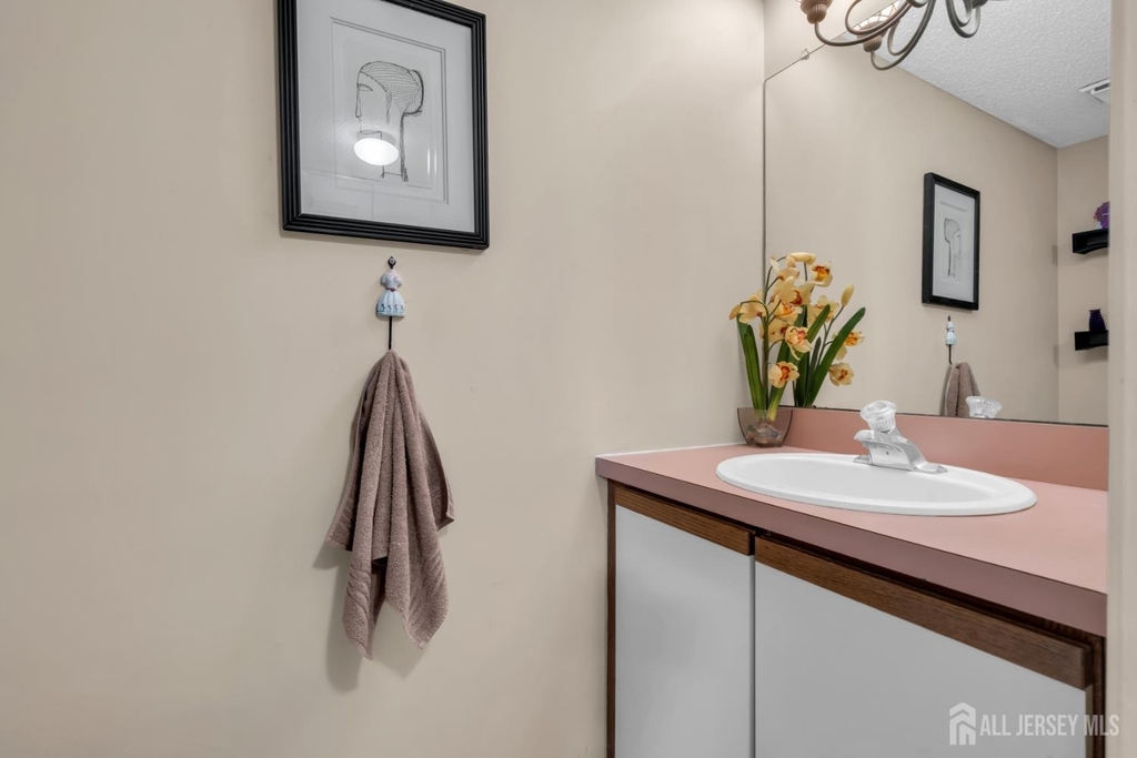 492 Bayberry Court - Photo 32