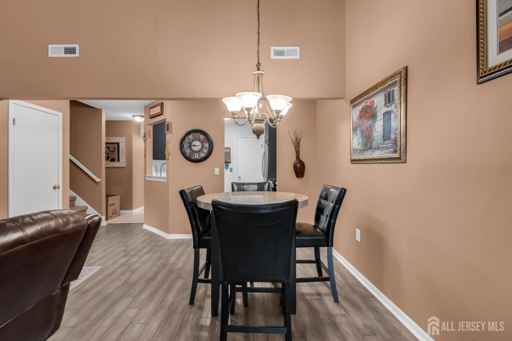 492 Bayberry Court - Photo 15