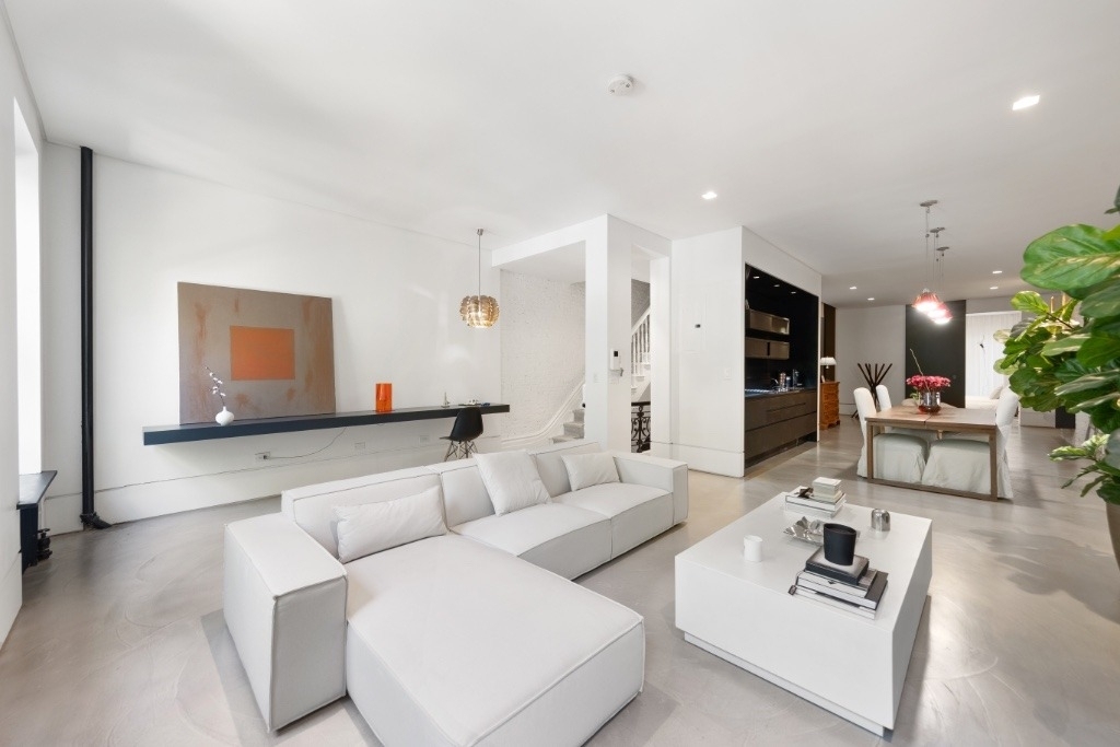 126 E 62nd Street - Photo 5