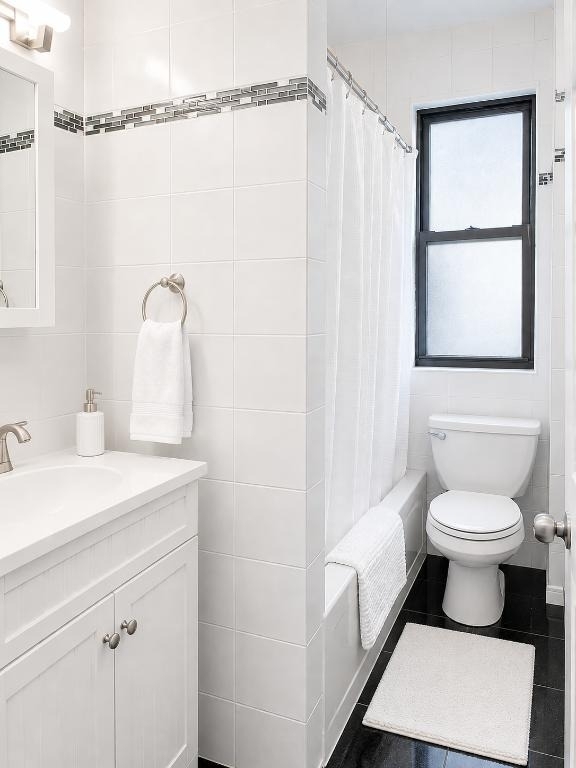 425 Riverside Drive - Photo 5