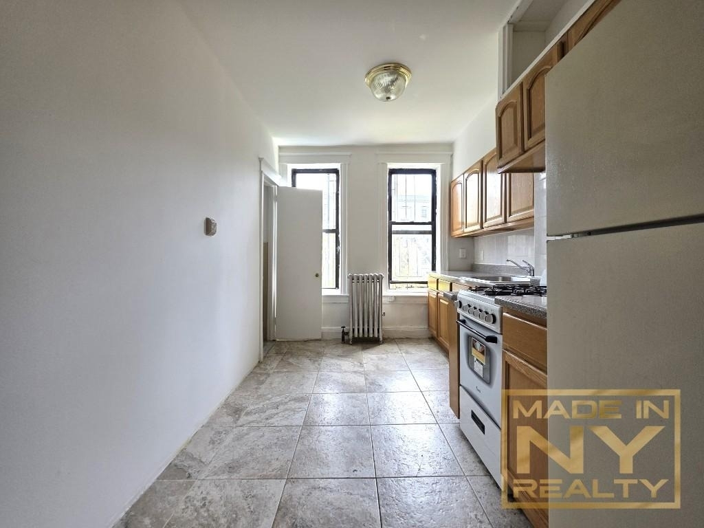 86-04 96th Street - Photo 0