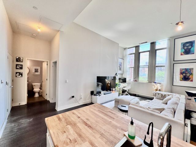220 W 148th Street - Photo 9
