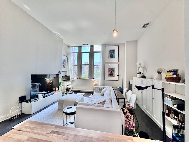 220 W 148th Street - Photo 10