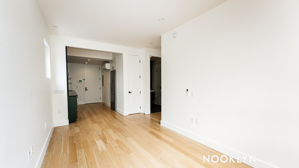 1052 Greene Ave 11221 - Photo 5