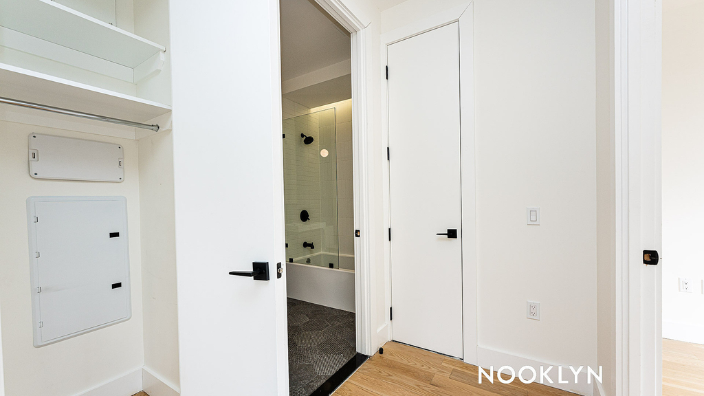 1052 Greene Ave 11221 - Photo 2