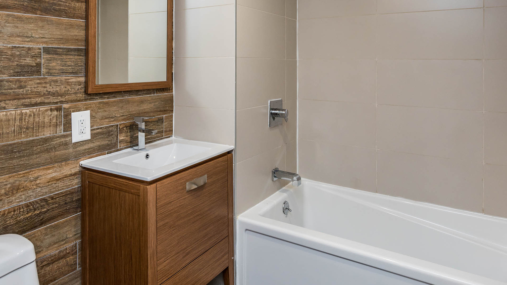 316 Patchen Ave  1223 - Photo 3